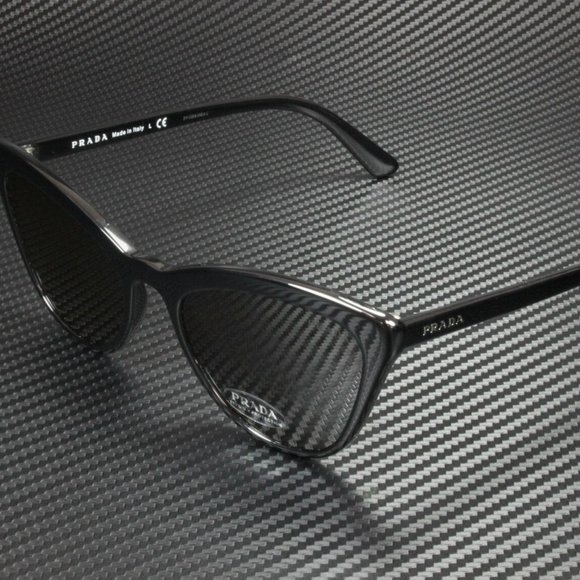 Prada Women's Black and Grey Sunglasses!